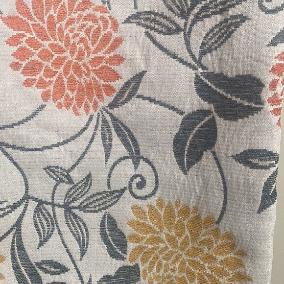 Custom-made Floral Pillow Covers (2) - Picture 2 of 4